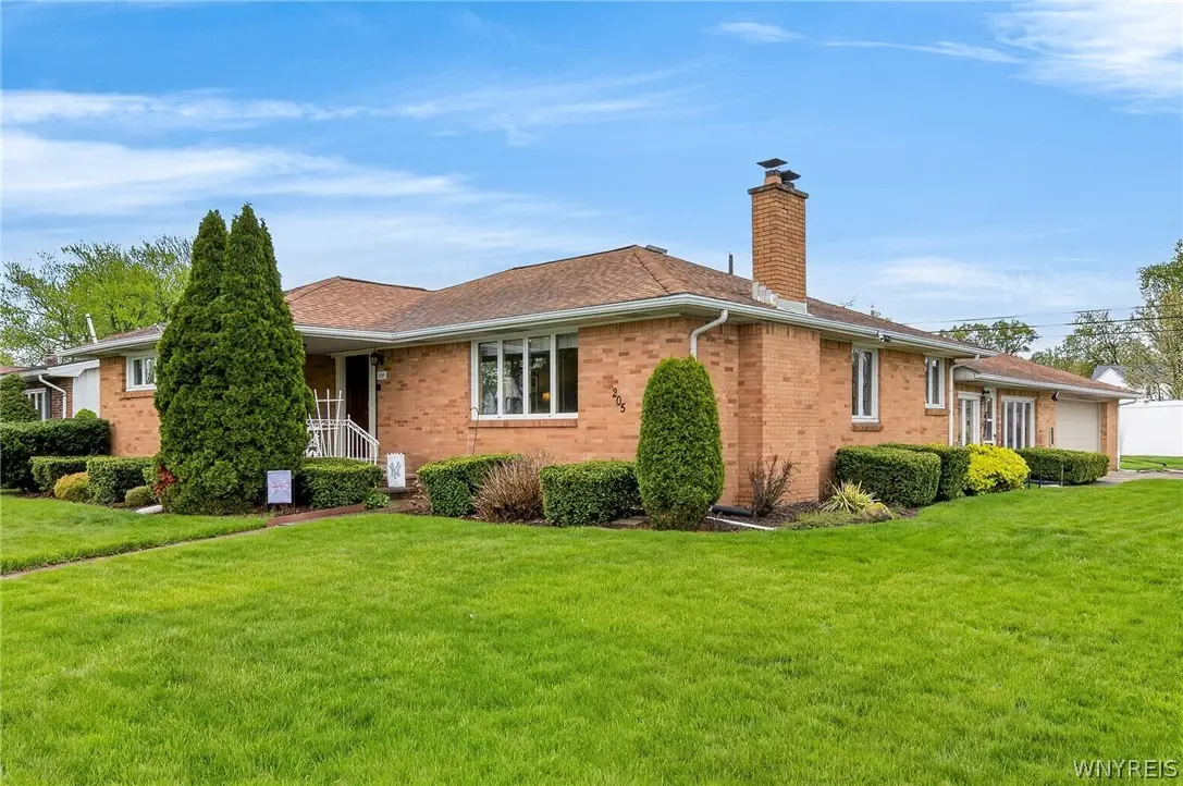 205 Glencove Rd, Tonawanda, NY 14223 - #1