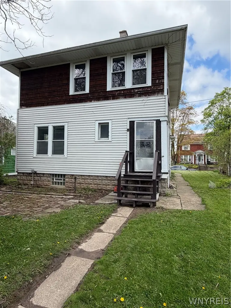 3915 Deveaux Street, Niagara Falls, NY 14305 - #3