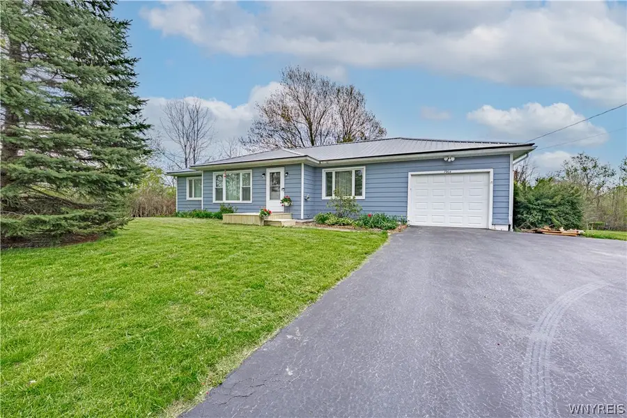 7964 Chestnut Ridge Road, Gasport, NY 14067 - #2
