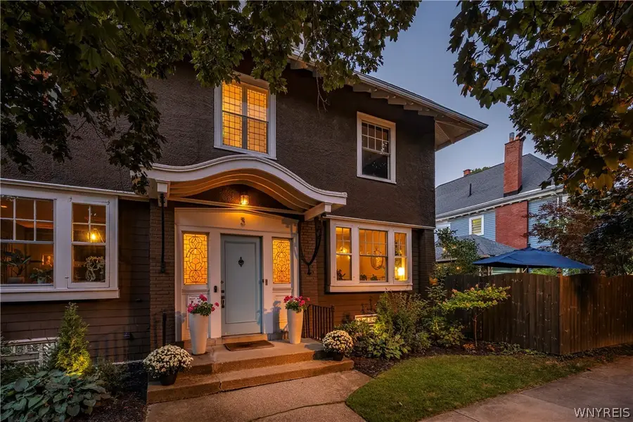 3 Clarendon Place, Buffalo, NY 14209 - #2