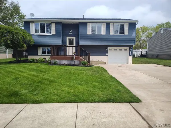 104 Chapel Glen Drive, Hamburg, NY 14075