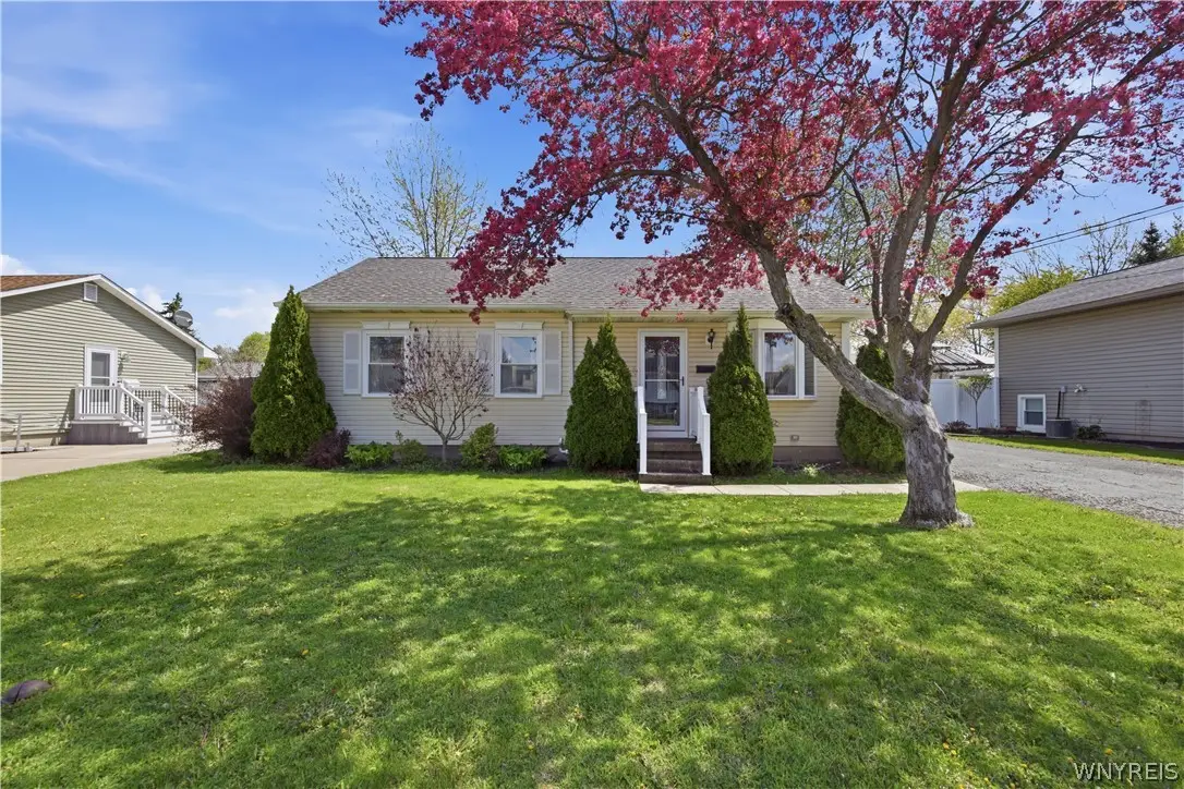 1331 102nd Street, Niagara Falls, NY 14304 - #1