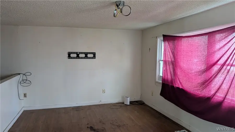 83 Thompson Street, Buffalo, NY 14207 - #2