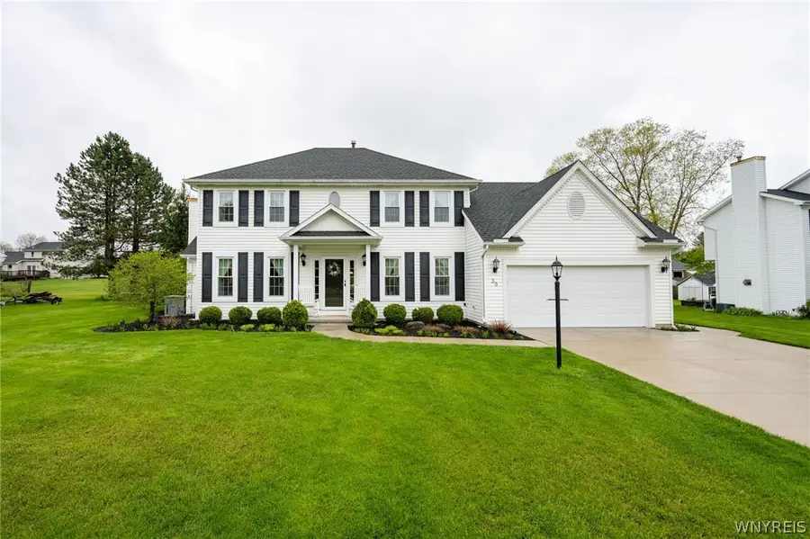 35 Pinyon Drive, Orchard Park, NY 14127 - #2