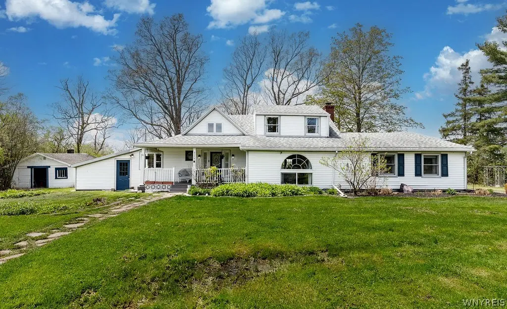 3179 West River Road, Grand Island, NY 14072 - #1
