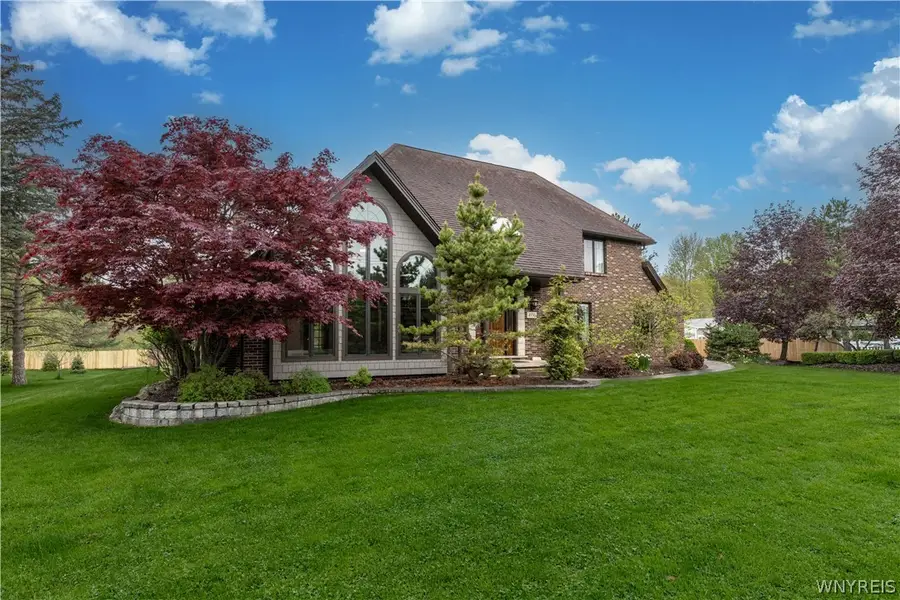 4950 East River Road, Grand Island, NY 14072 - #2