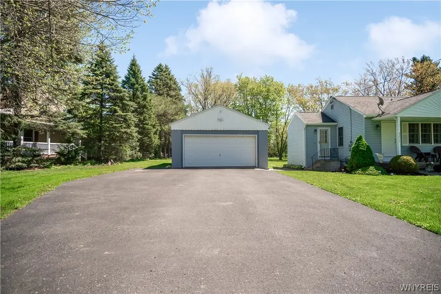 6277 Townline Road, North Tonawanda, NY 14120 - #3
