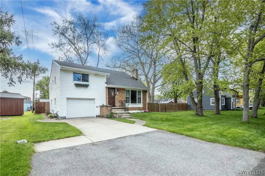 105 Rose Avenue, West Seneca, NY 14224 - #2
