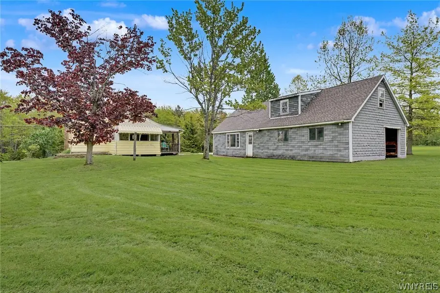 5158 Hunters Creek Road, East Aurora, NY 14052 - #3