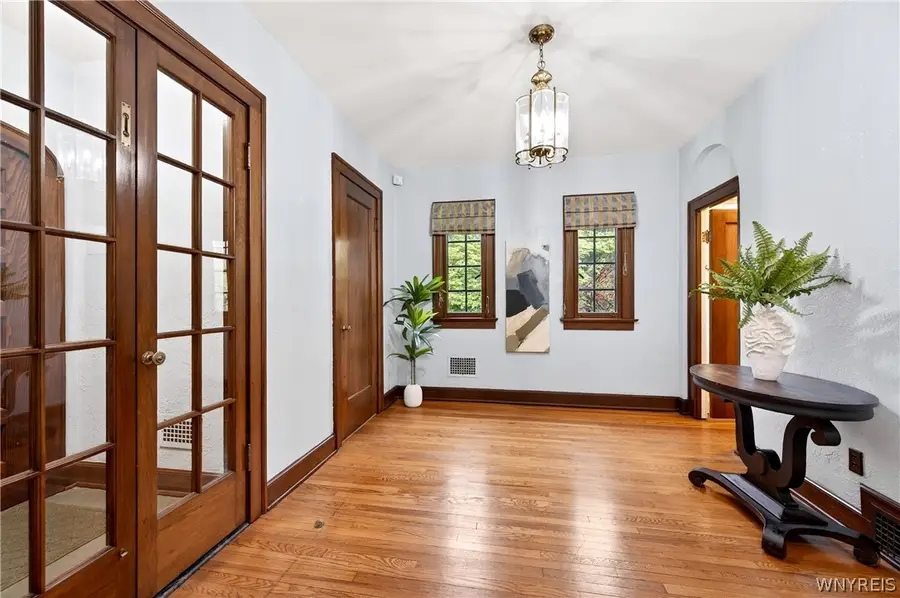 90 Jewett Pkwy, Buffalo, NY 14214 - #3