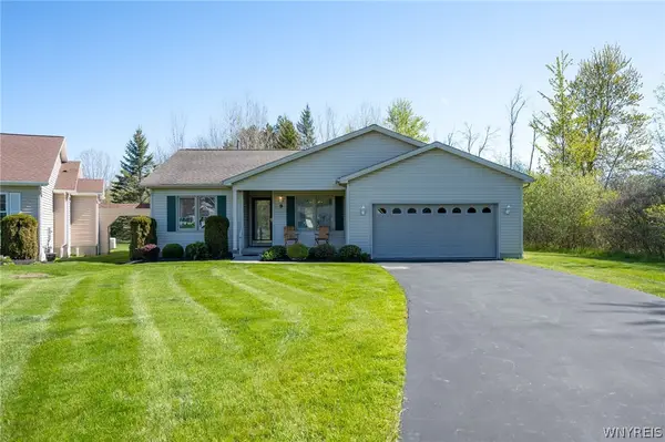 9 Alexander Parkway, North Tonawanda, NY 14120