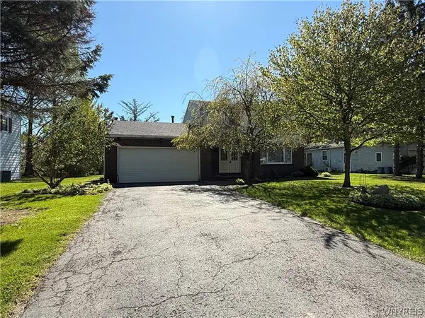 4669 W Park Drive, Lewiston, NY 14092