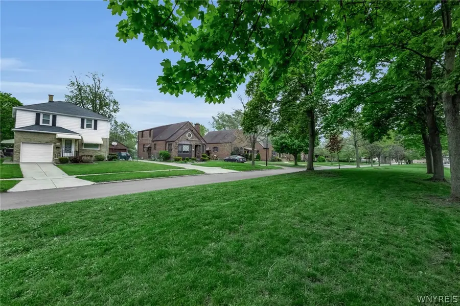570 Roycroft Boulevard, Buffalo, NY 14225 - #3