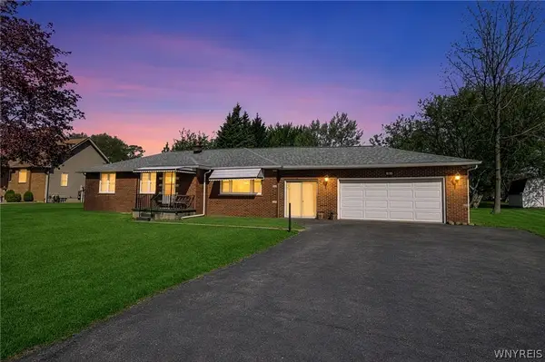 8130 Packard Road, Niagara Falls, NY 14304