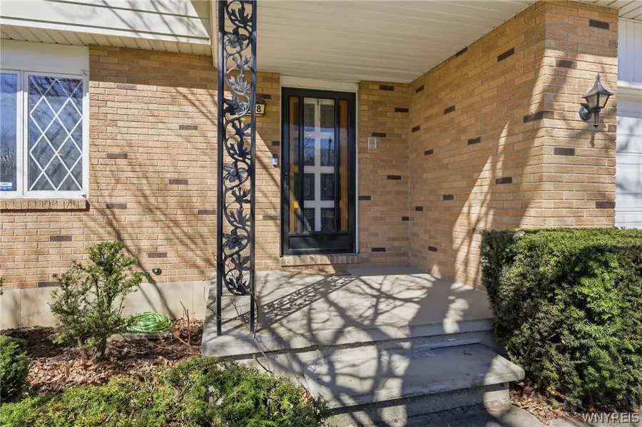 6888 Joanne Circle N, Niagara Falls, NY 14304 - #2