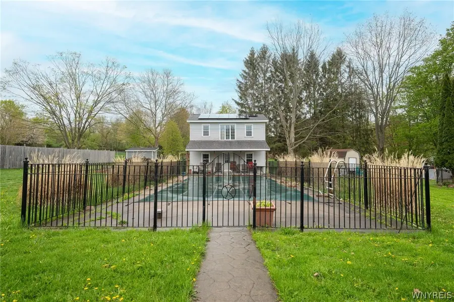 3515 Winchester Drive, East Aurora, NY 14052 - #2