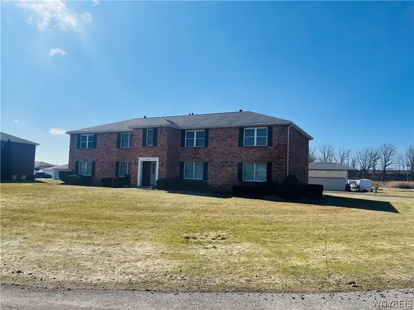 6868 Nickis Lane, North Tonawanda, NY 14304