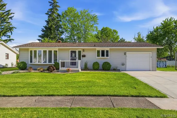 558 Applewood Drive, Youngstown, NY 14174