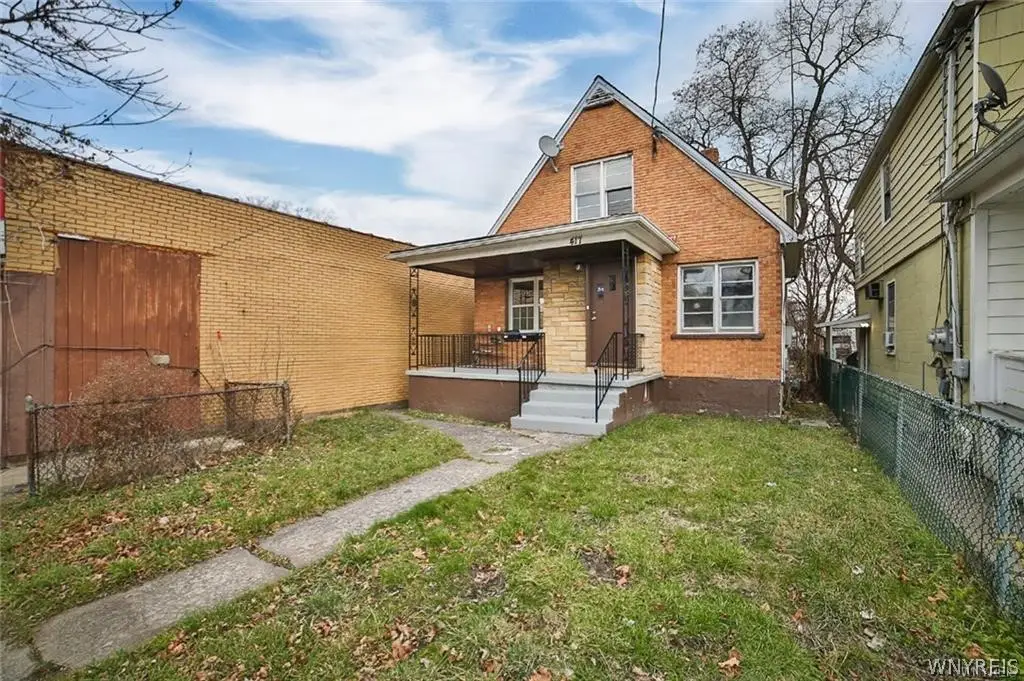 417 24th Street, Niagara Falls, NY 14303 - #1
