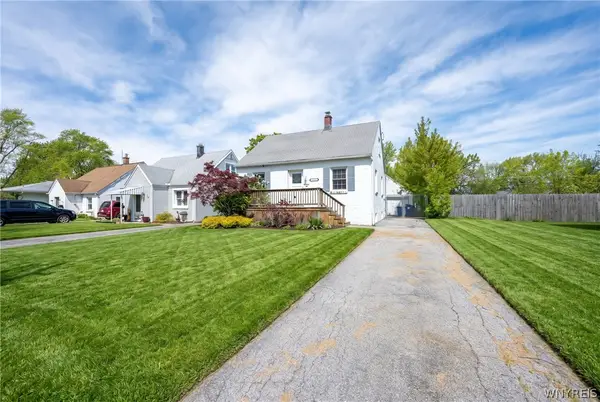 550 Emerson Drive, Buffalo, NY 14226