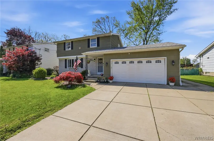 881 Castlebar Drive, North Tonawanda, NY 14120 - #2