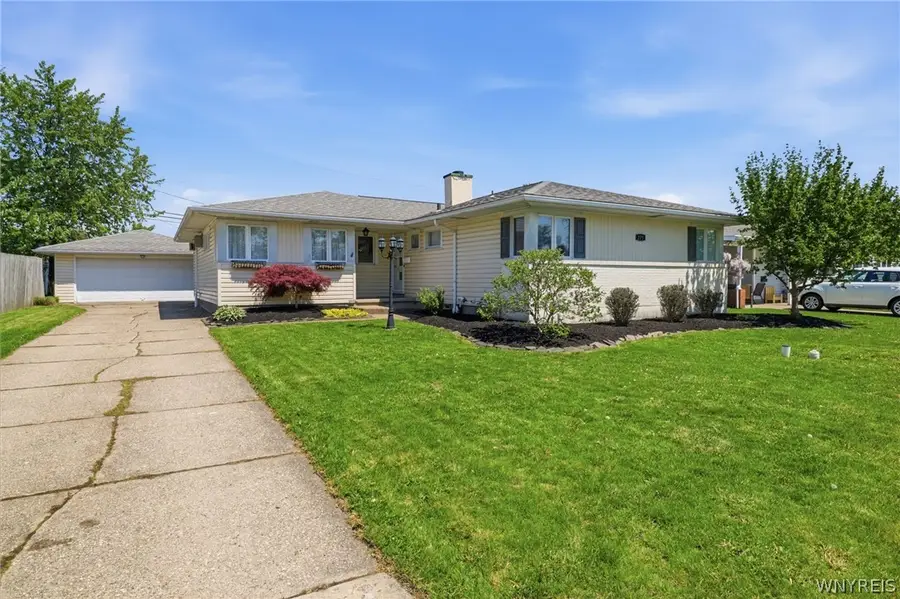275 Pryor Avenue, Tonawanda, NY 14150 - #2