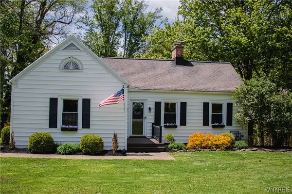 260 Girdle Road, East Aurora, NY 14052
