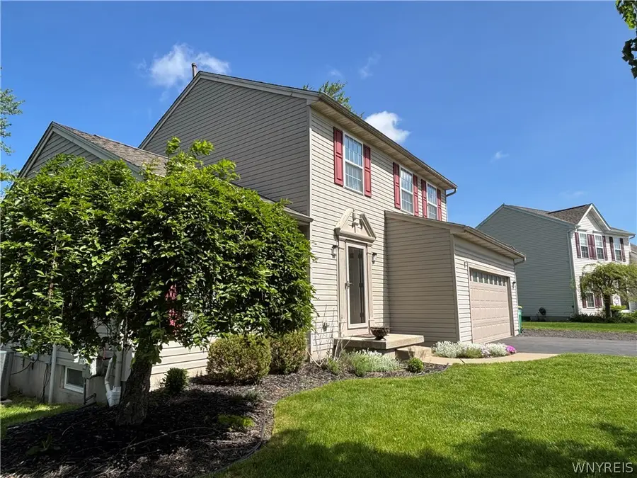 6356 Heritage Point N, Lockport, NY 14094 - #3