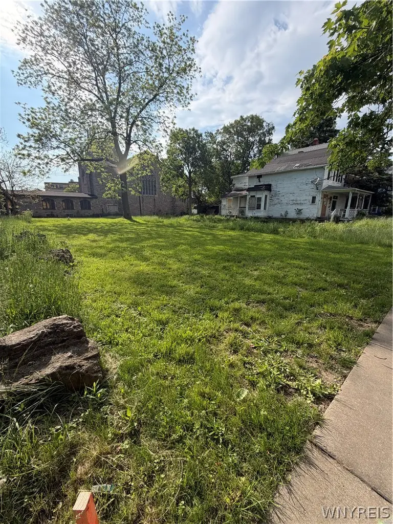 736 8th Street, Niagara Falls, NY 14301 - #3