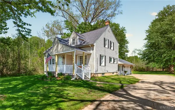 971 Aurora Street, Lancaster, NY 14086