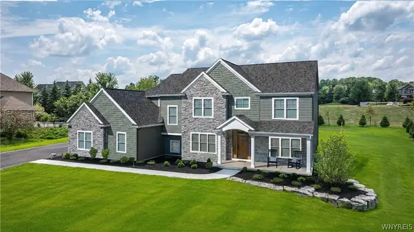 19 Kestrel Court, Orchard Park, NY 14127