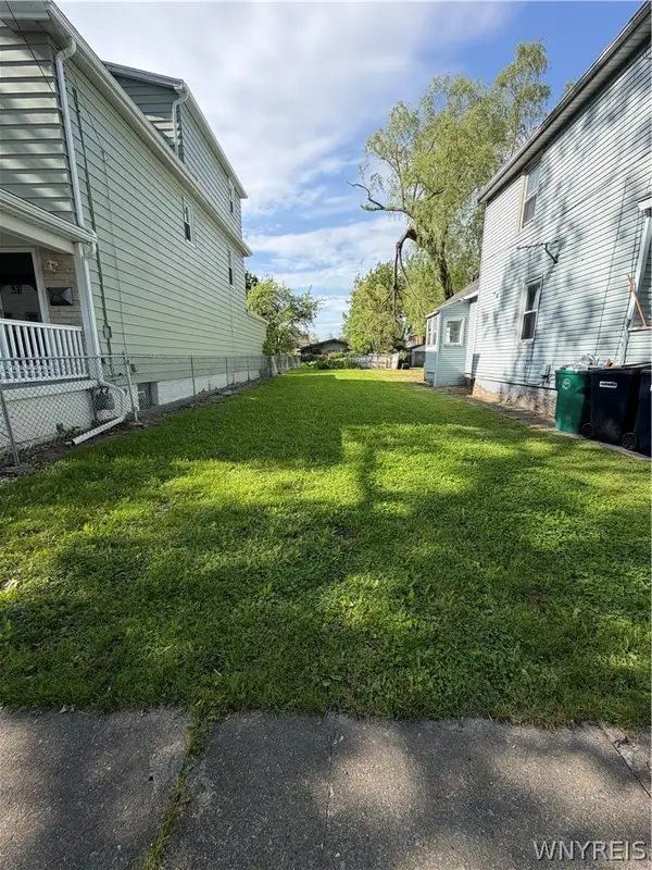 2322 Mackenna Avenue, Niagara Falls, NY 14303