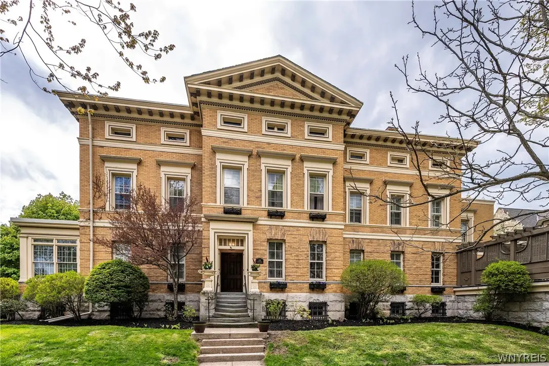 325 Summer Street, Buffalo, NY 14222 - #1