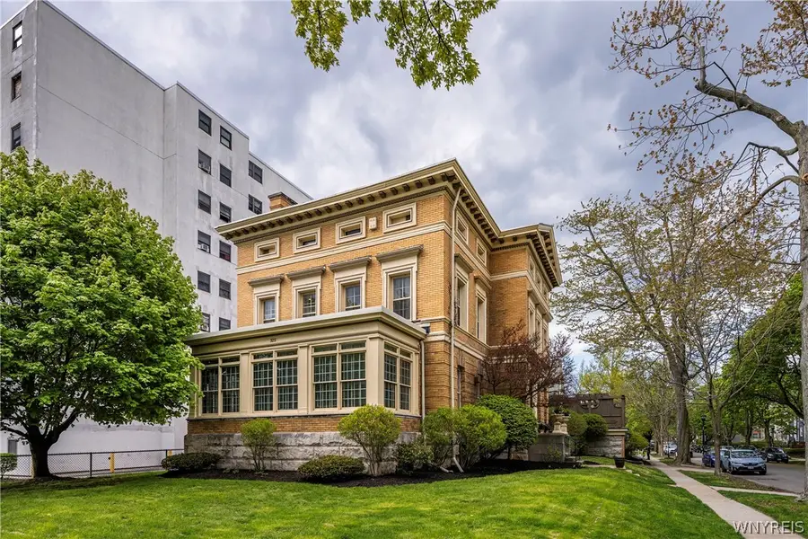 325 Summer Street, Buffalo, NY 14222 - #2