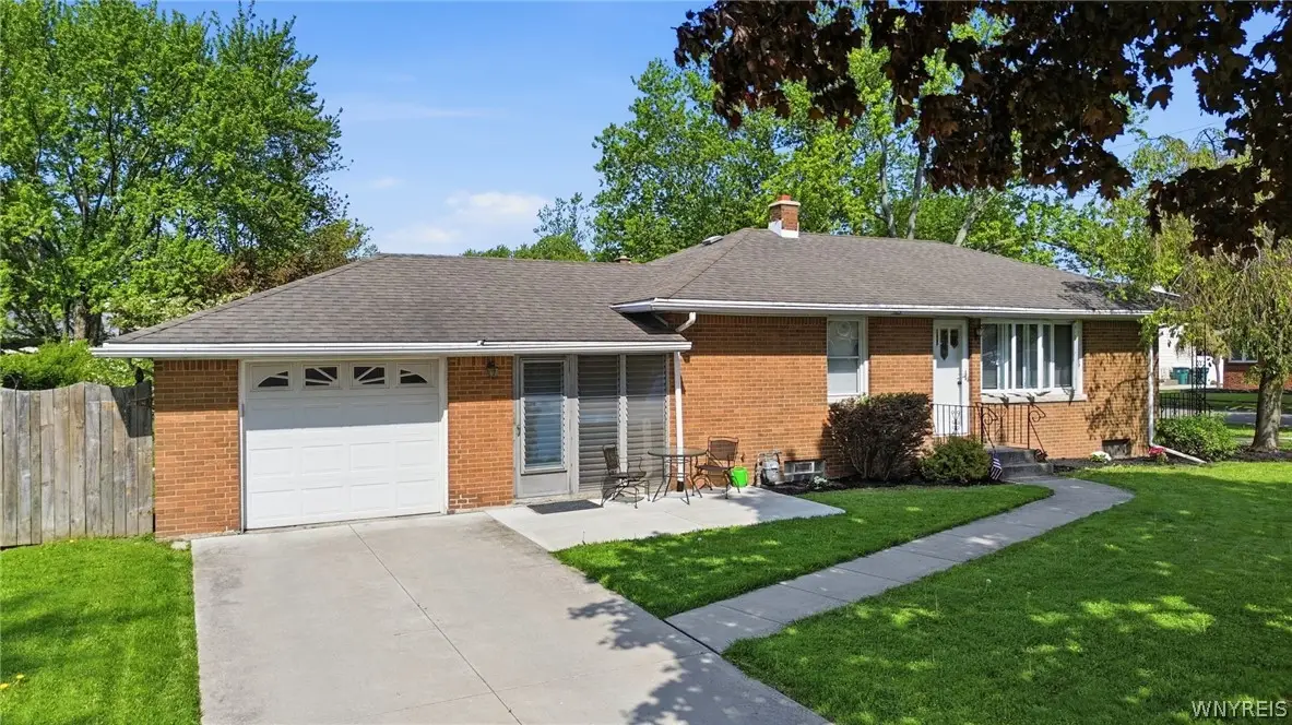 715 Park Avenue, North Tonawanda, NY 14120 - #1
