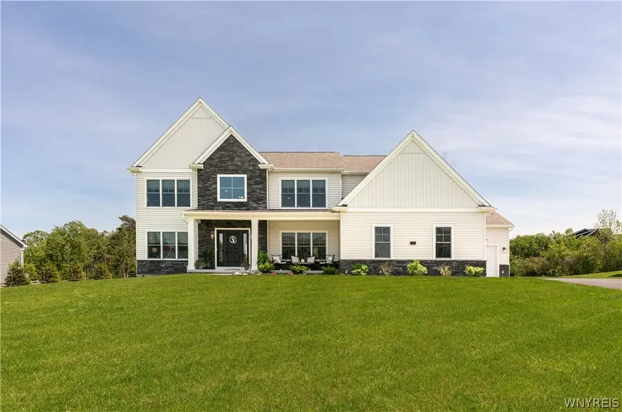 3 Blue Heron Drive, Orchard Park, NY 14127 - #2
