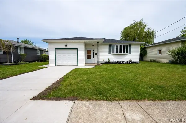 122 Smith Drive, Buffalo, NY 14218