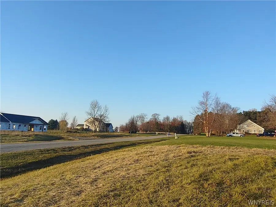 1269 Lake Pointe Drive, Appleton, NY 14008 - #2