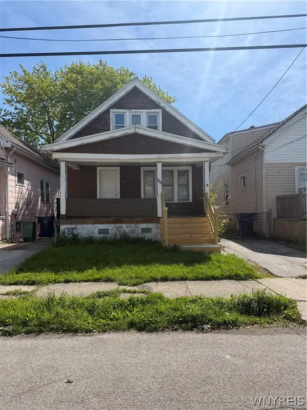 203 Roslyn Street, Buffalo, NY 14215