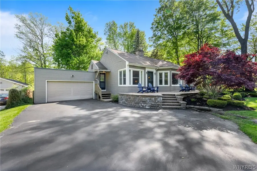 5427 Old Lake Shore Road, Lake View, NY 14085 - #2