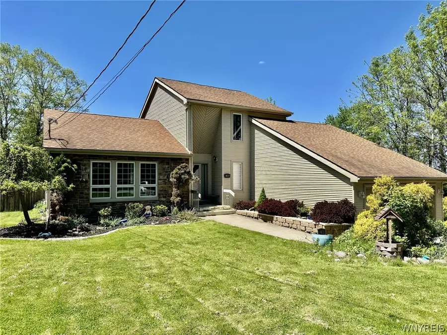 2348 Berg Road, Buffalo, NY 14218 - #2