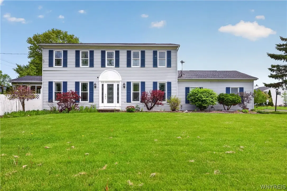 1995 Creekside Drive, Grand Island, NY 14072 - #1
