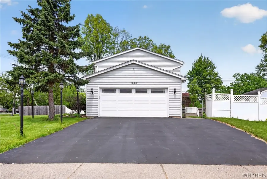 1995 Creekside Drive, Grand Island, NY 14072 - #3
