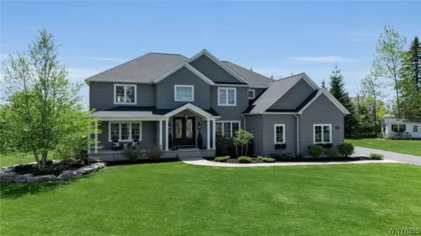 10285 Clarence Center Road, Clarence, NY 14031