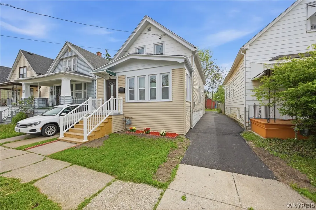 53 Roslyn Street, Buffalo, NY 14211 - #1