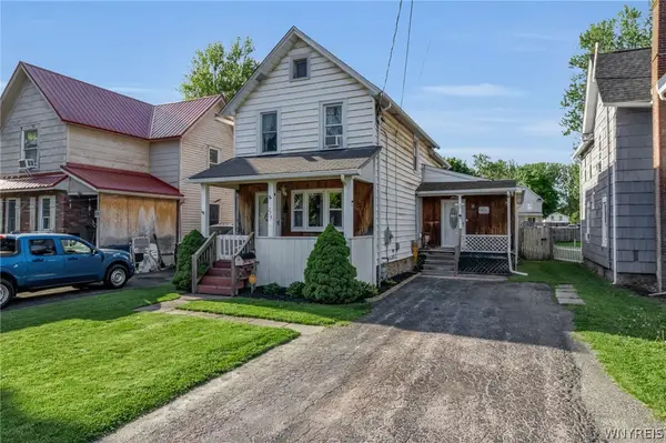 279 W Ontario Street, Lockport, NY 14094