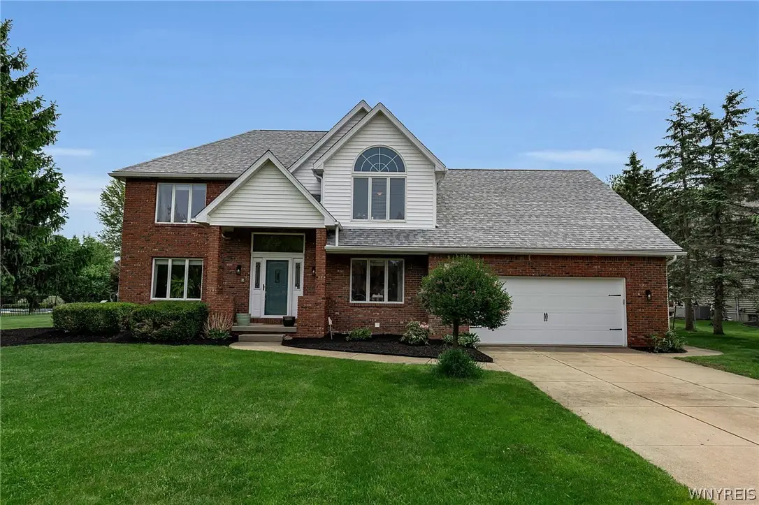 19 Braunview Way, Orchard Park, NY 14127 - #1