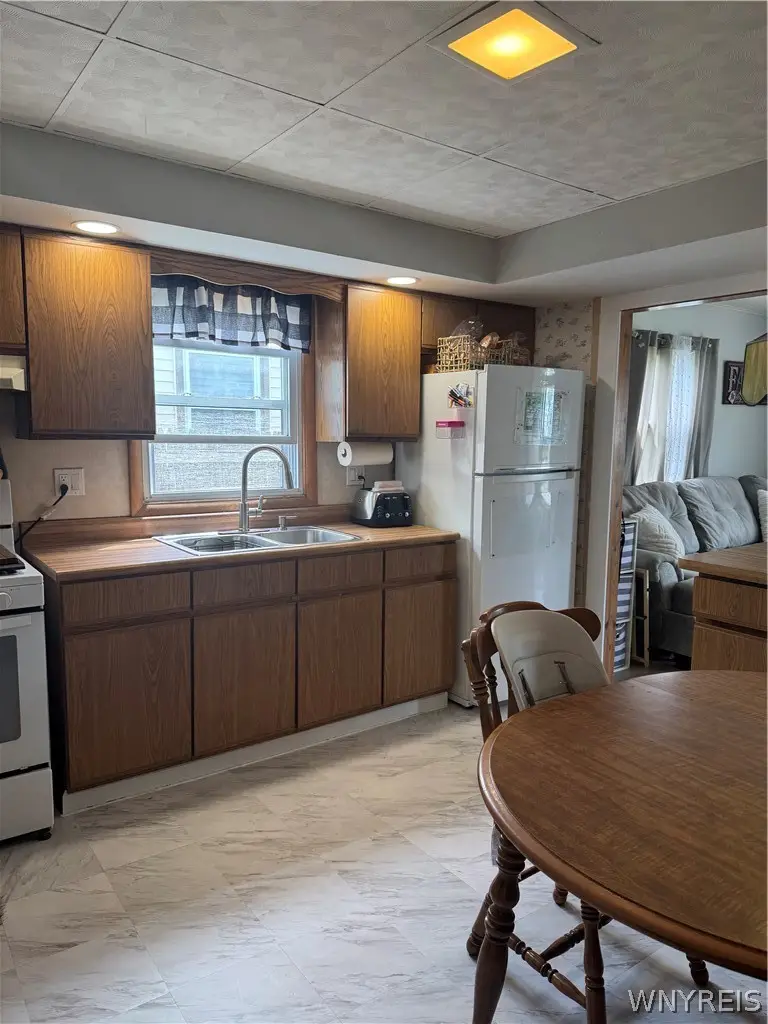 113 Floradale Avenue, Tonawanda, NY 14150 - #3