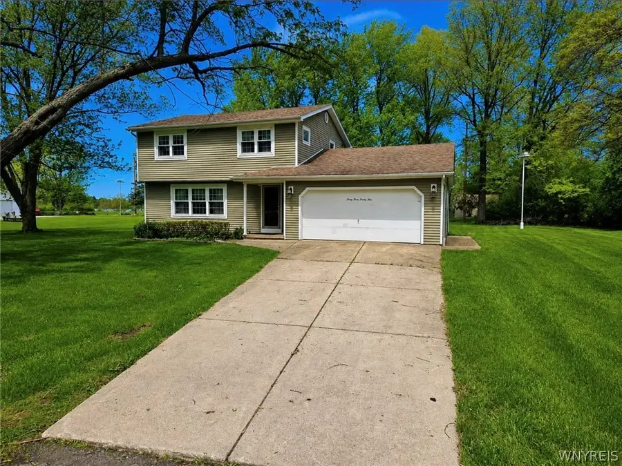 3329 Whitehaven Road, Grand Island, NY 14072 - #2