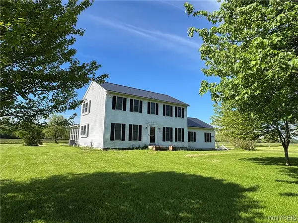 8474 Seaman Road, Gasport, NY 14067